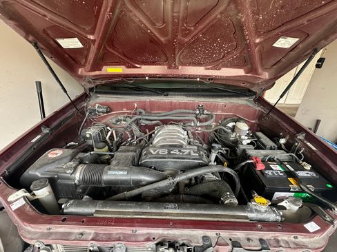 Used 2004 Toyota Sequoia SR5 image 15