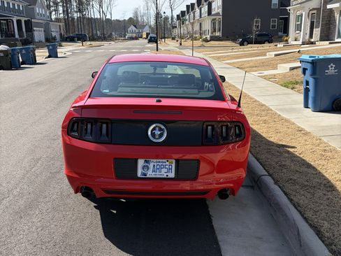 Used 2014 Ford Mustang Premium w/ Electronics Package image 4
