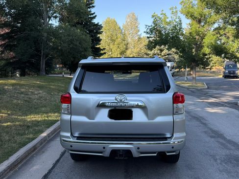 Used 2013 Toyota 4Runner Limited AWD/4WD image 5