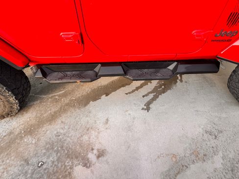 Used 2021 Jeep Wrangler Unlimited Rubicon image 13