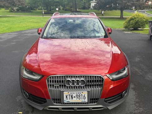 Used 2013 Audi A4 Premium Plus w/ Premium Plus Pkg AWD/4WD image 4