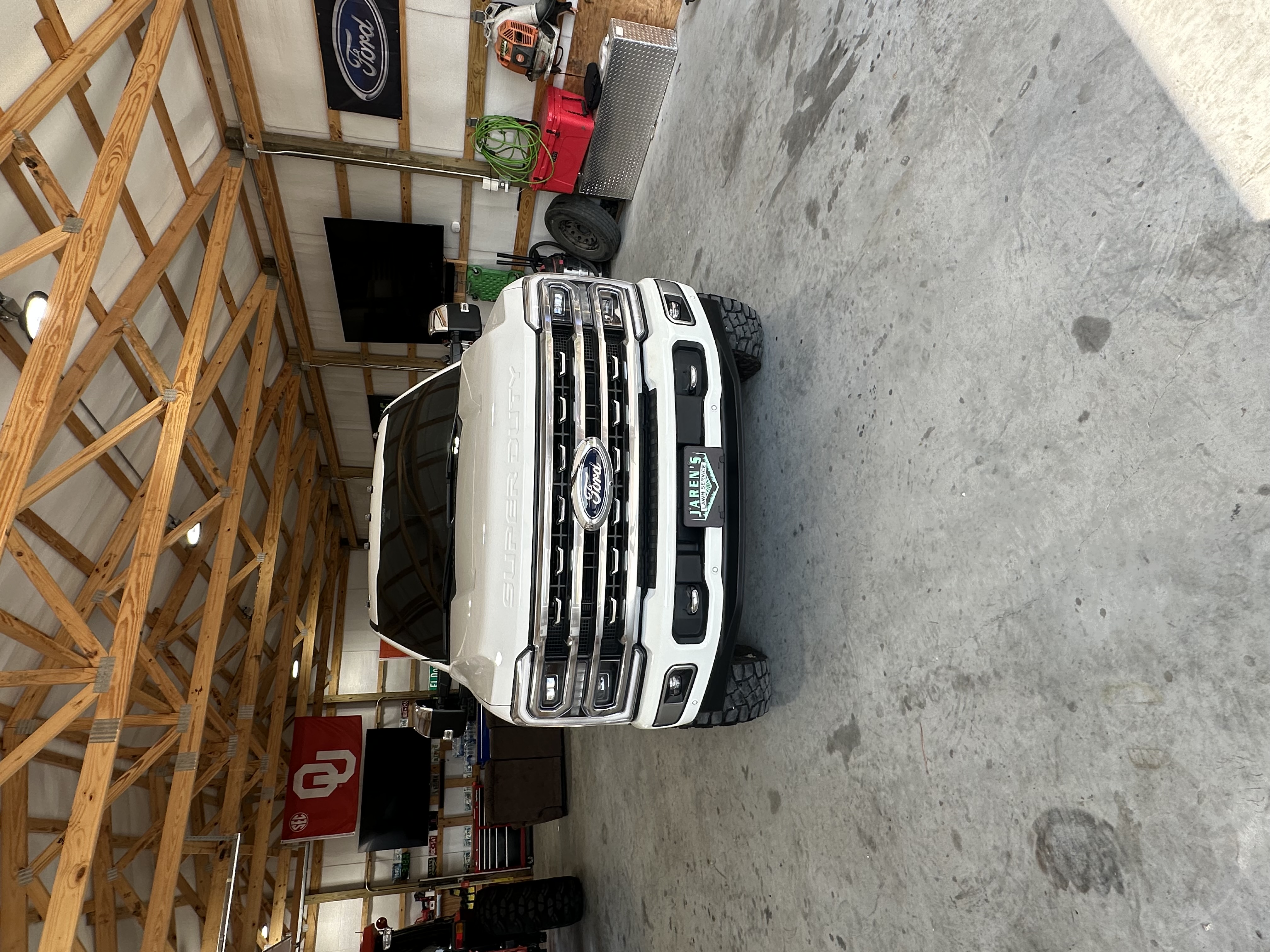 Used 2024 Ford F250 Platinum w/ FX4 Off-Road Package AWD/4WD image 5