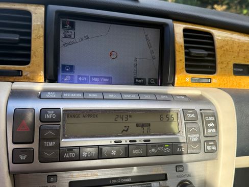 Used 2005 Lexus SC 430 Convertible RWD image 12