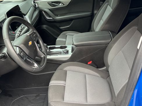 Used 2024 Chevrolet Blazer LT w/ Convenience Package image 2