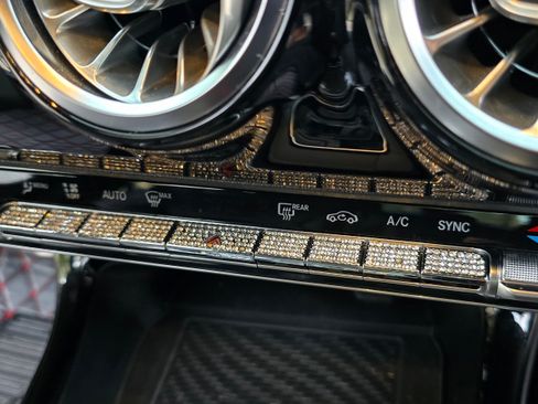 Used 2020 Mercedes-Benz CLA 250 image 18