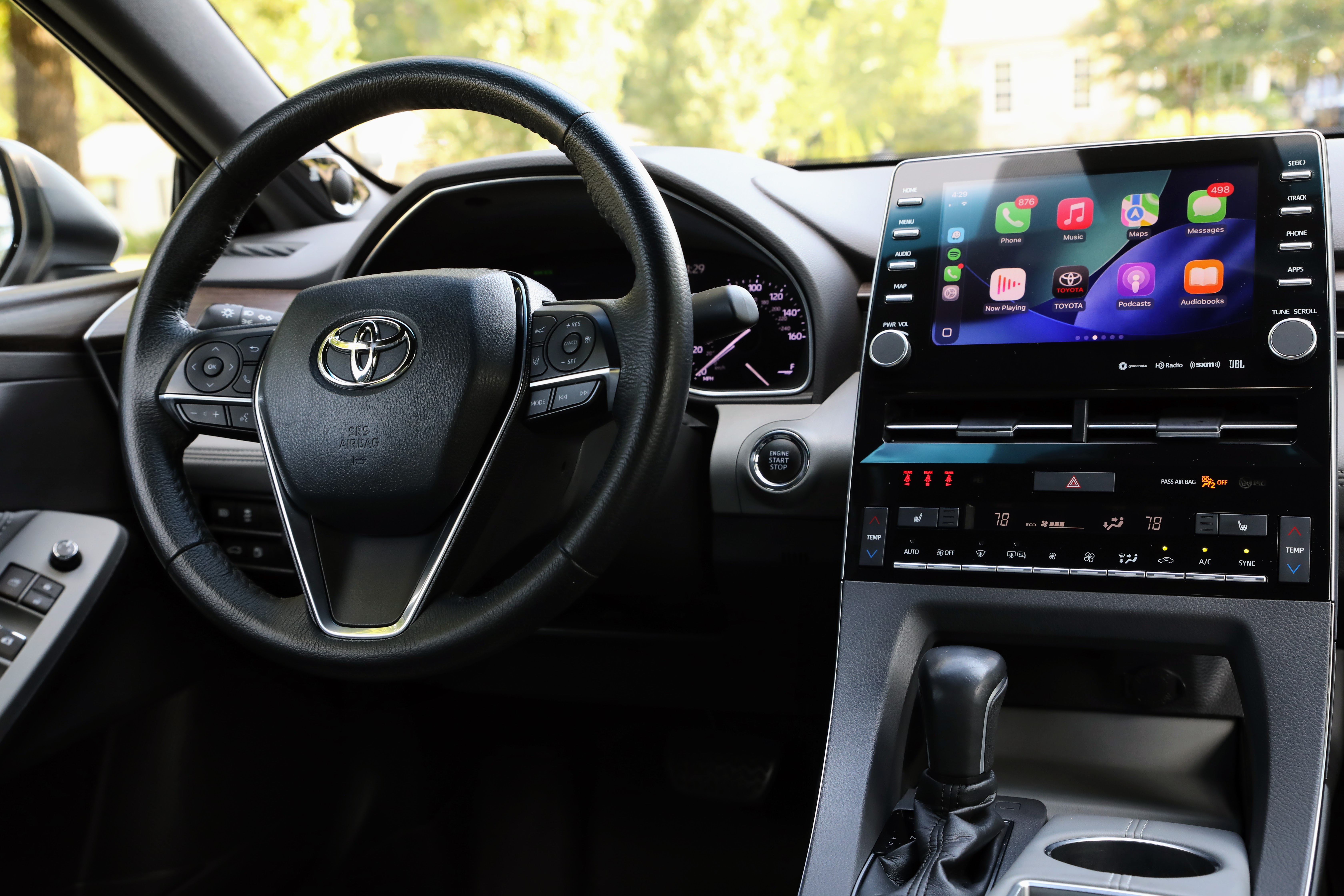 Used 2021 Toyota Avalon XLE w/ Moonroof Package FWD image 16
