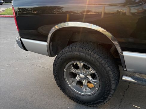 Used 2004 Dodge Ram 1500 Truck SLT w/ Trailer Tow Group image 6