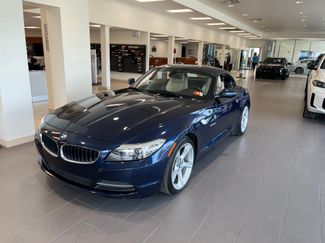 Used 2011 BMW Z4 sDrive30i RWD video 1