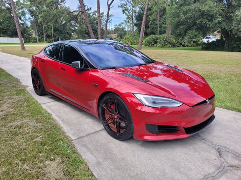 Used 2019 Tesla Model S Performance image 9