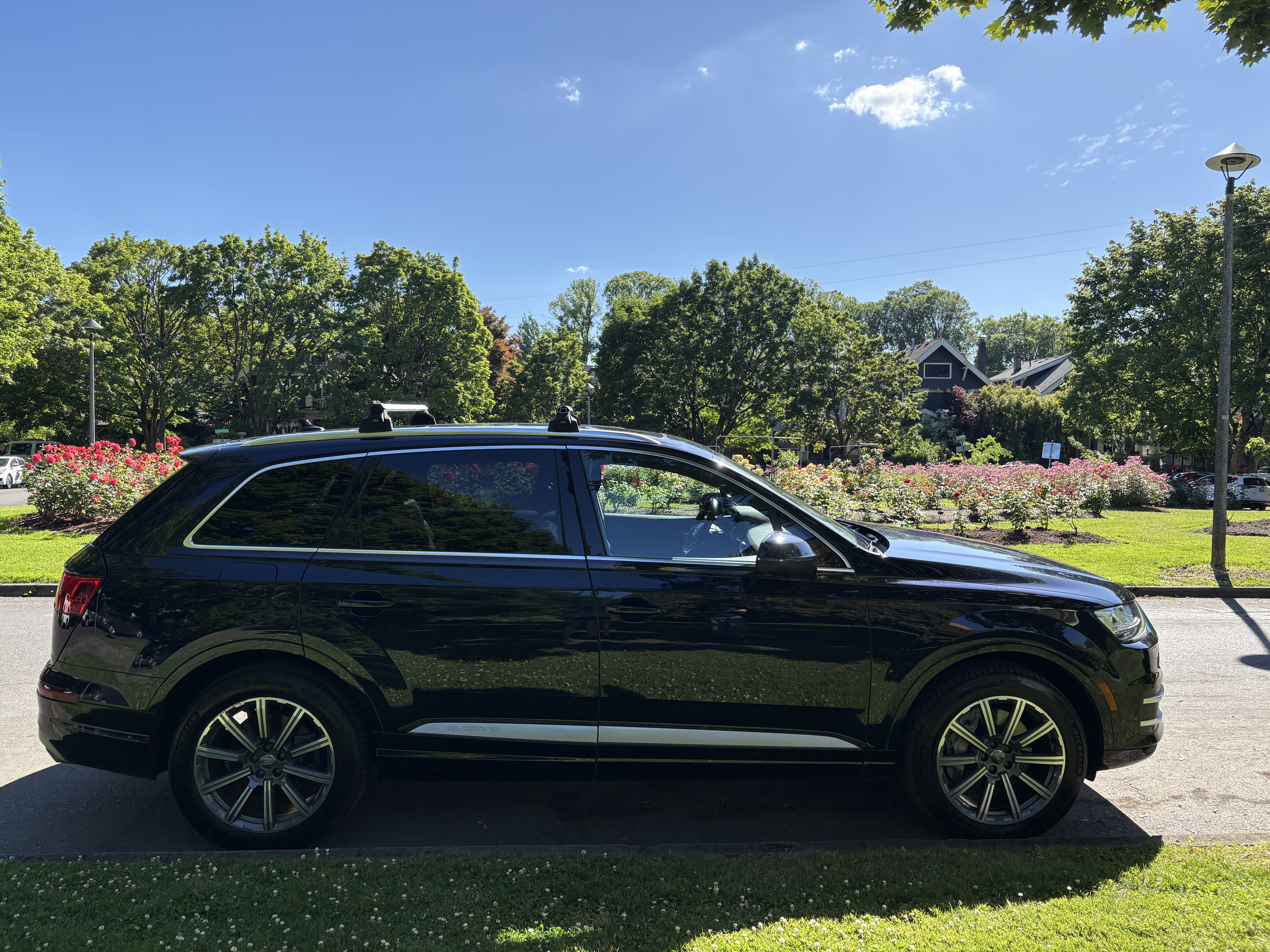 Used 2017 Audi Q7 3.0T Premium Plus w/ Premium Plus Package AWD/4WD image 13