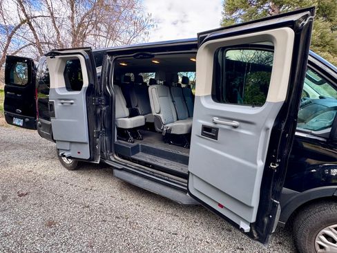 Used 2019 Ford Transit 350 XLT image 14