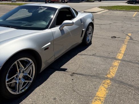 Used 2008 Chevrolet Corvette Coupe RWD image 10
