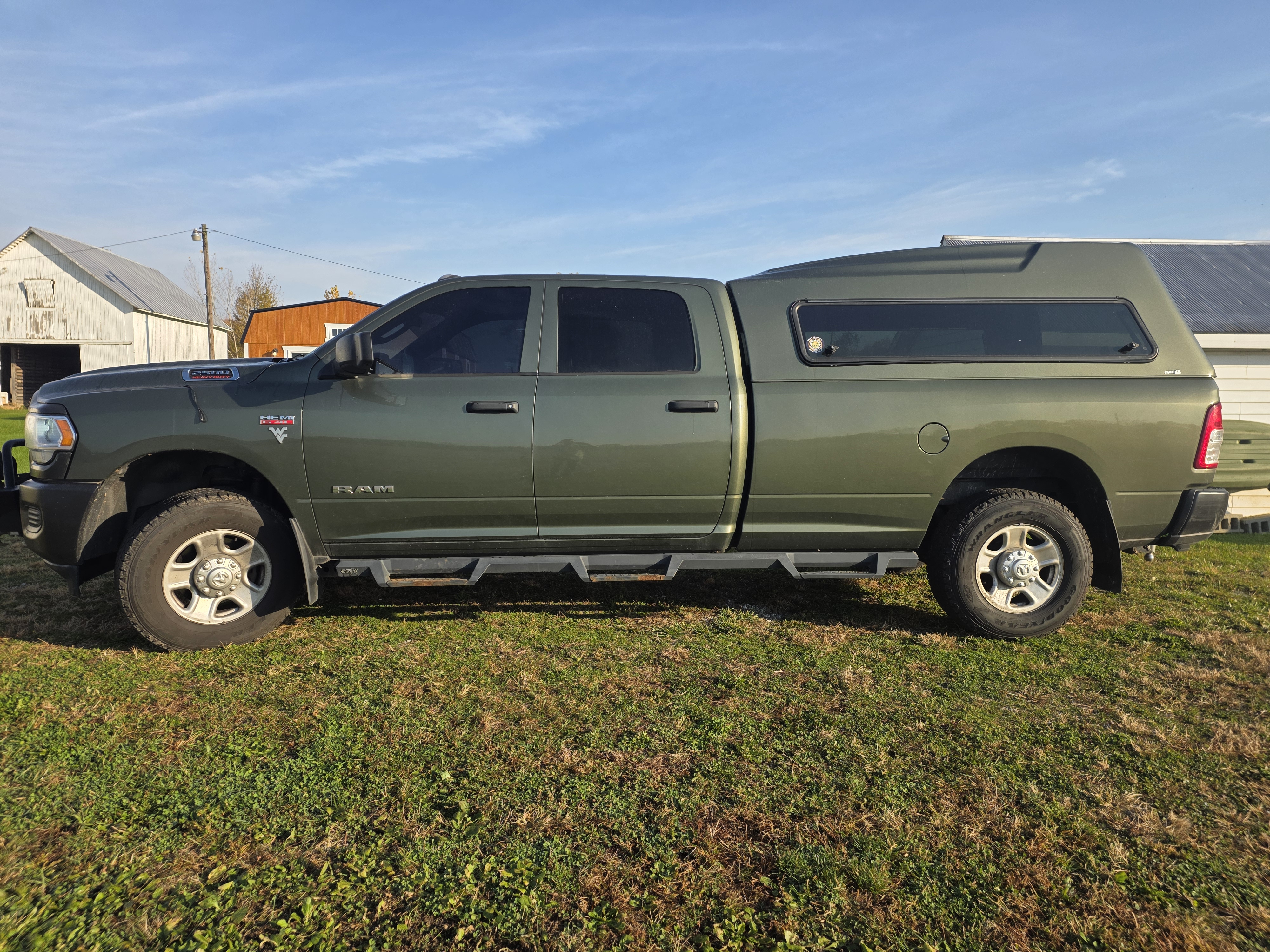 Used 2021 RAM 2500 Tradesman AWD/4WD image 1