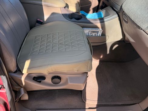 Used 1997 Ford Expedition 2WD image 10