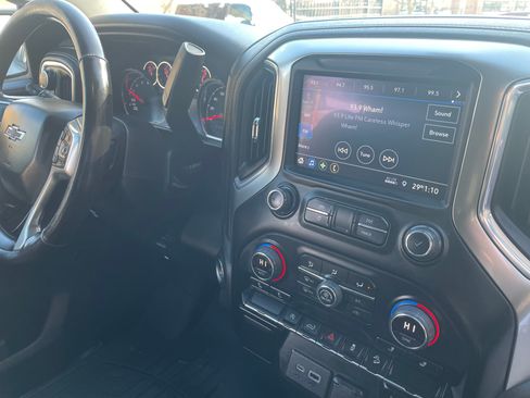 Used 2021 Chevrolet Silverado 1500 RST w/ Z71 Off-Road Package image 15