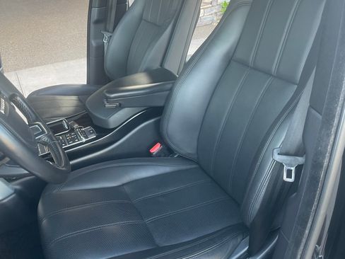 Used 2017 Land Rover Range Rover Supercharged image 6