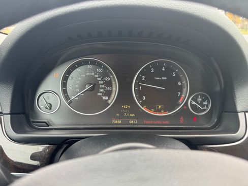 Used 2011 BMW 550i xDrive 550i xDrive Sedan 4D image 12