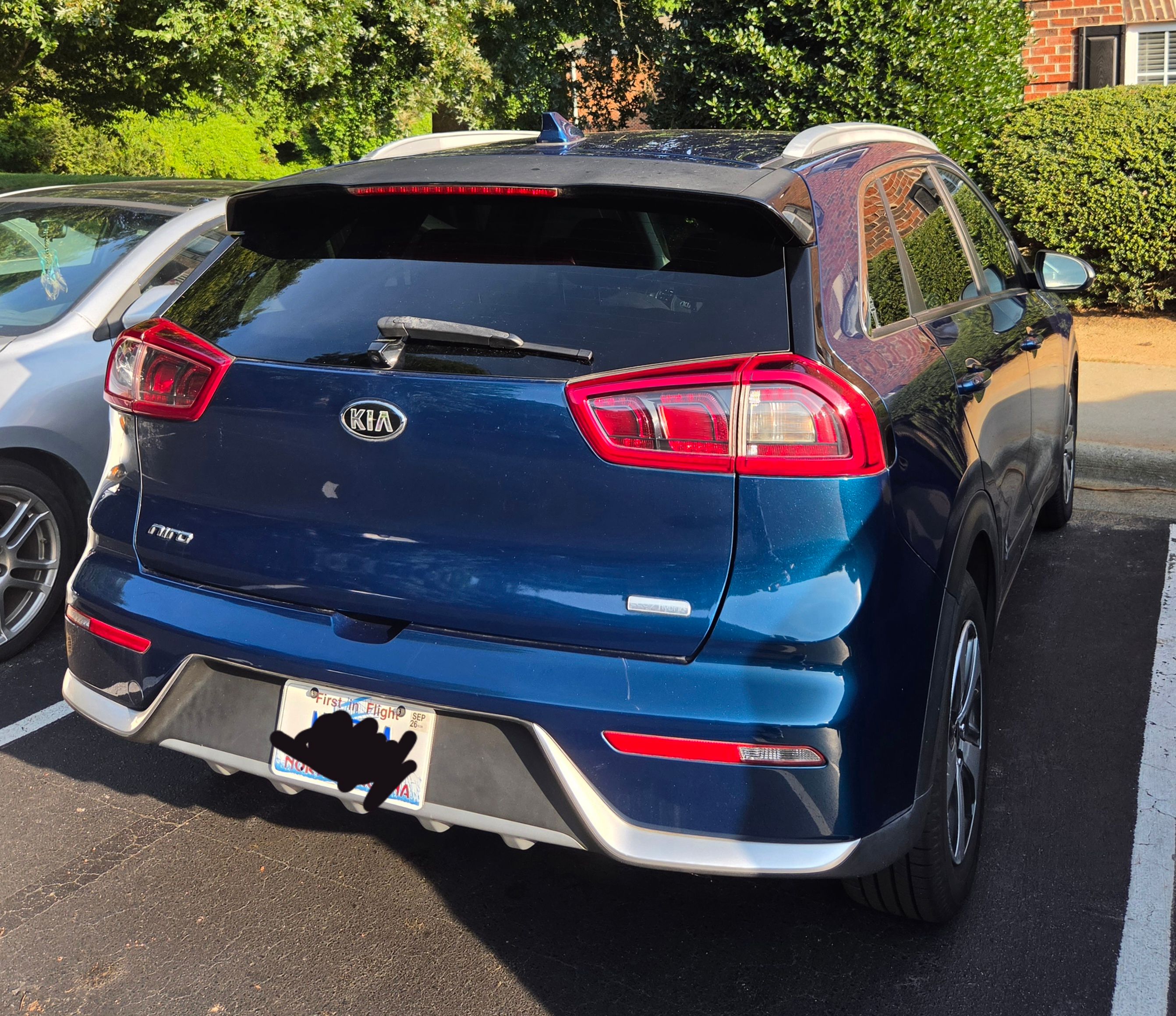 Used 2019 Kia Niro LX FWD image 9