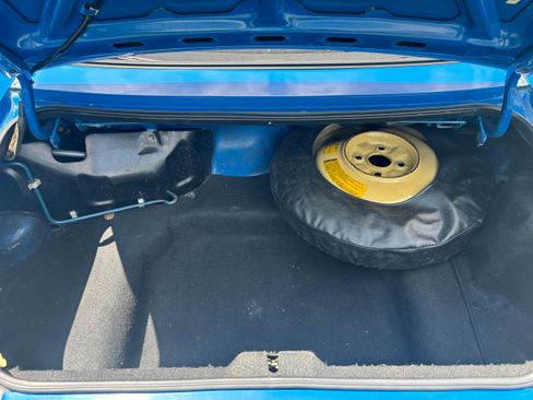 Used 1992 MAZDA MX-5 Miata RWD image 16