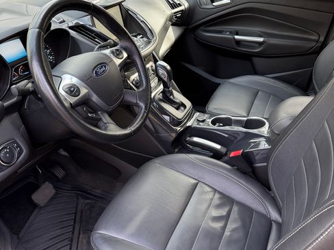 Used 2014 Ford Escape Titanium AWD/4WD image 4