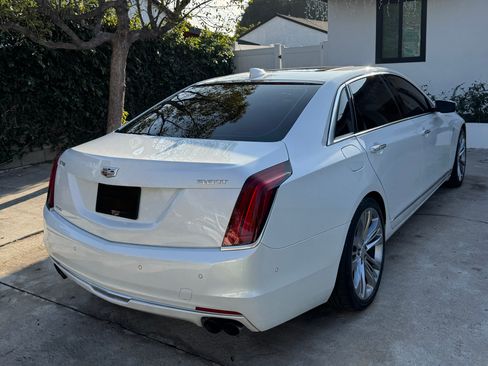 Used 2018 Cadillac CT6 Platinum image 5