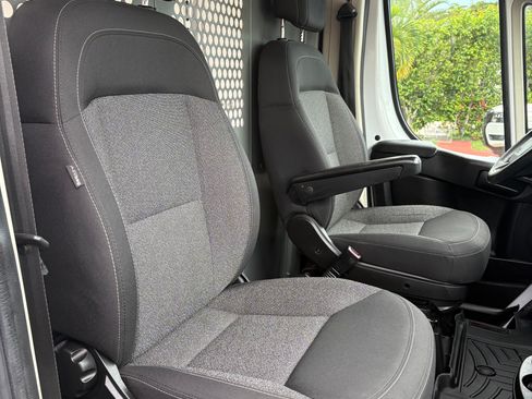 Used 2017 RAM ProMaster 2500 FWD image 13