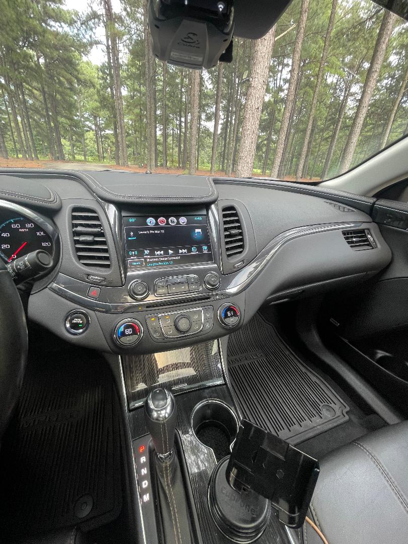 Used 2020 Chevrolet Impala Premier w/ Premier Confidence Package FWD image 13