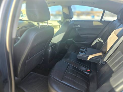 Used 2011 Buick Regal CXL image 11