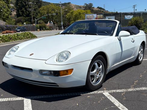 Used 1993 Porsche 968 Cabriolet RWD image 4