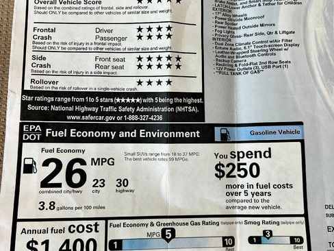 Used 2018 Toyota RAV4 XLE FWD image 18