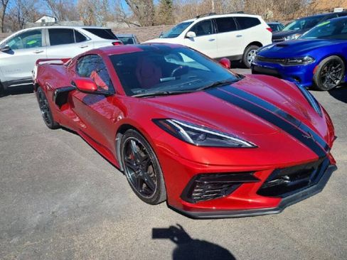 Used 2021 Chevrolet Corvette Stingray Coupe w/ Z51 Performance Package image 6