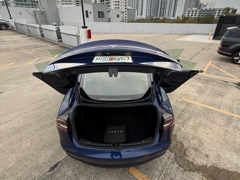 Used 2023 Tesla Model 3 Standard Range image 24