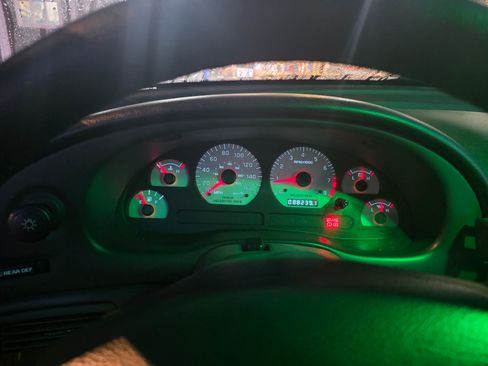 Used 1999 Ford Mustang Cobra RWD image 17