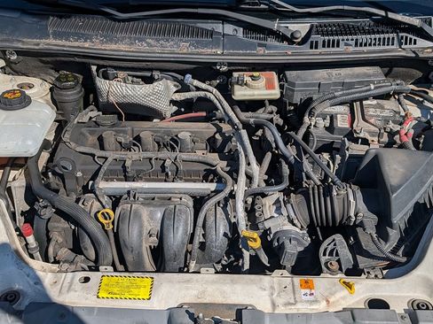 Used 2011 Ford Transit Connect XLT Premium image 14