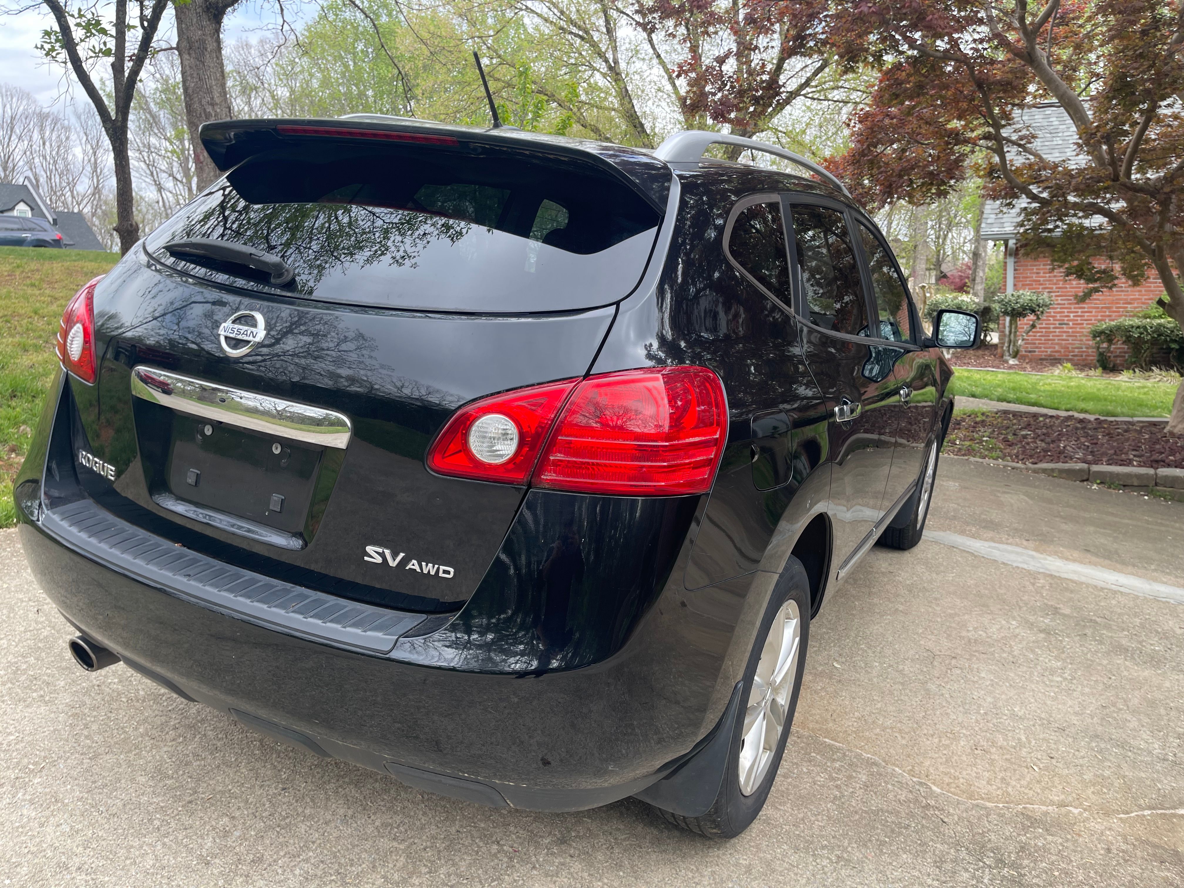 Used 2013 Nissan Rogue SV w/ Premium Pkg AWD/4WD image 6