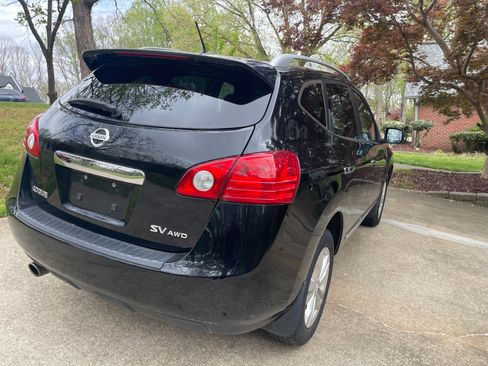 Used 2013 Nissan Rogue SV w/ Premium Pkg image 6