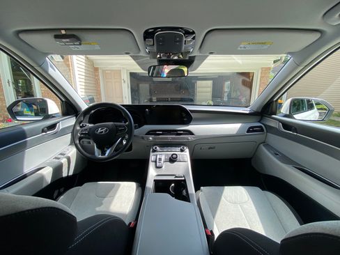 Used 2020 Hyundai Palisade SE FWD image 17