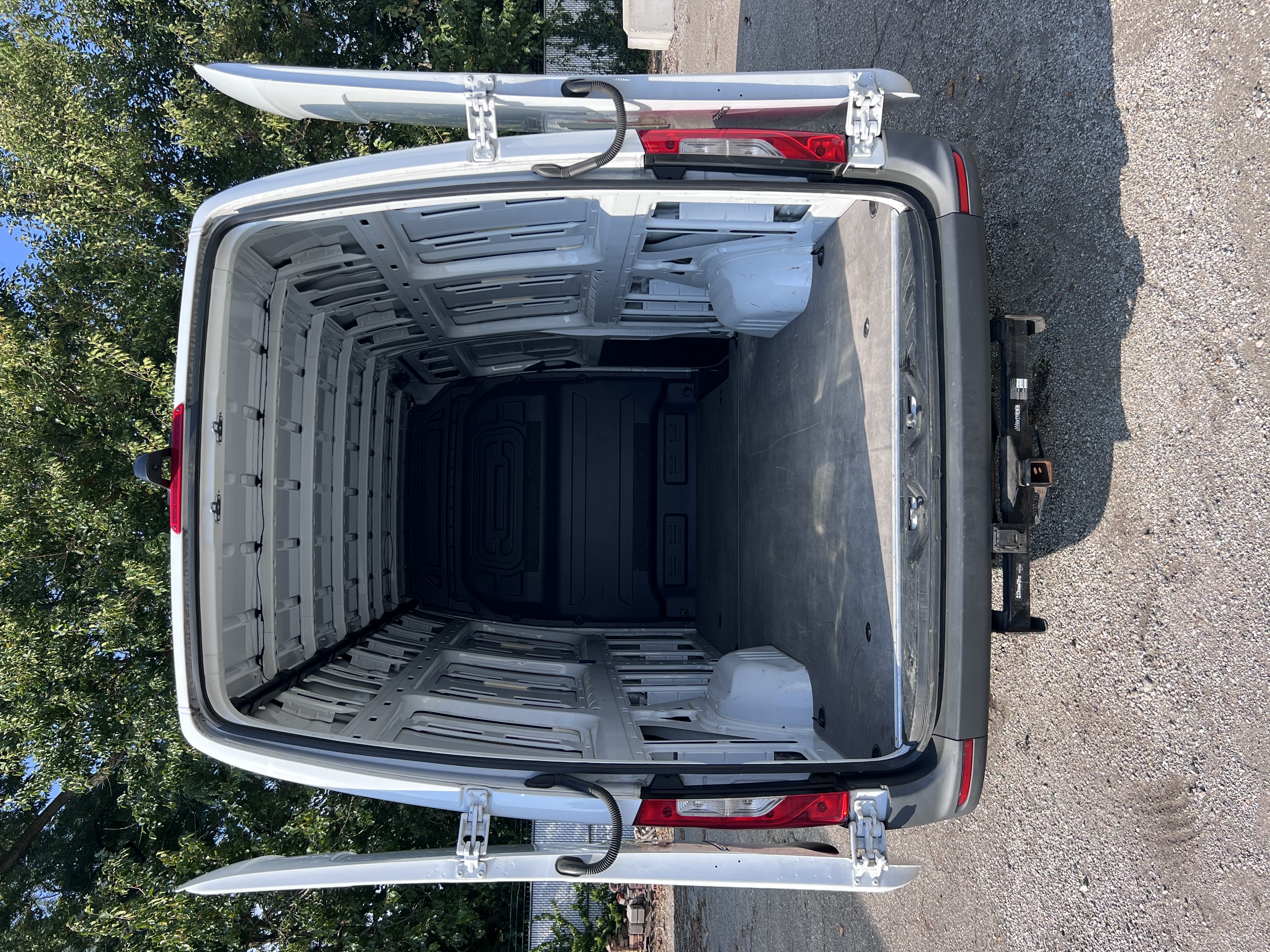 Used 2021 Mercedes-Benz Sprinter 2500 image 12