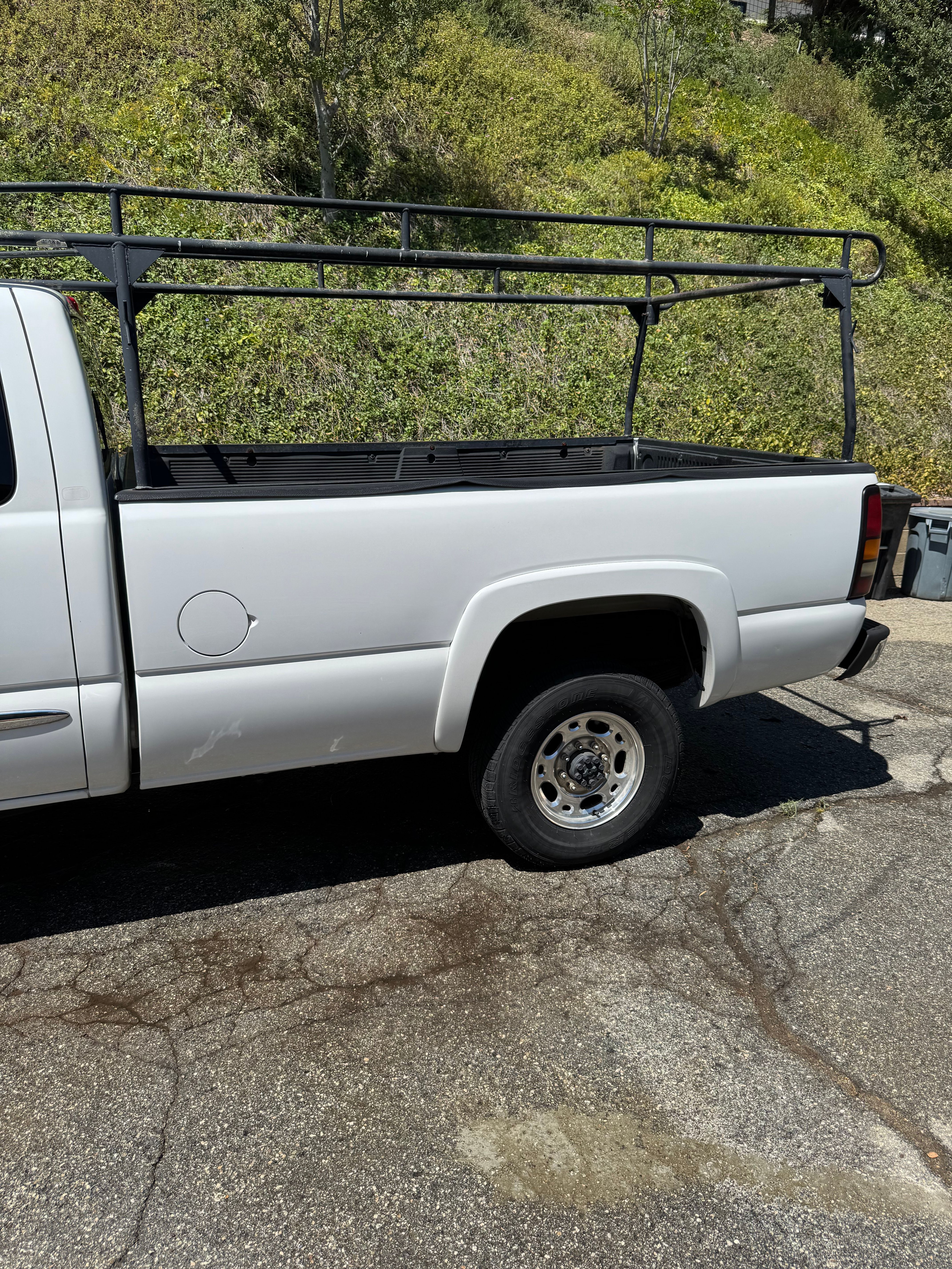 Used 2004 GMC Sierra 2500 SLE RWD image 4