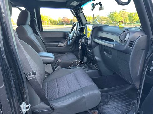 Used 2012 Jeep Wrangler Unlimited Sport w/ Trailer Tow Group image 19