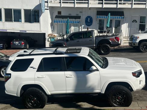 Used 2019 Toyota 4Runner TRD Off-Road Premium image 25