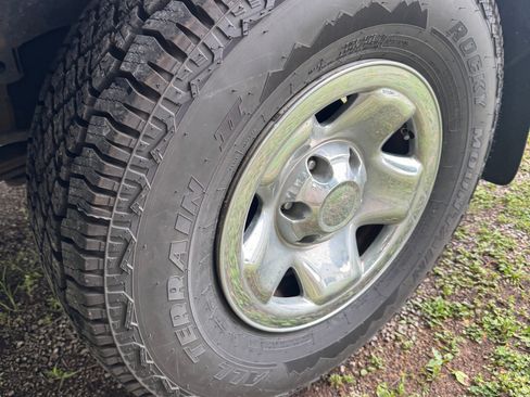 Used 2015 Toyota Tacoma PreRunner RWD image 11