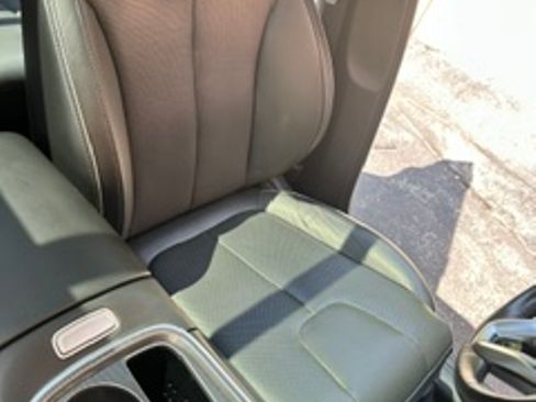 Used 2022 Hyundai Santa Fe Limited AWD/4WD image 17