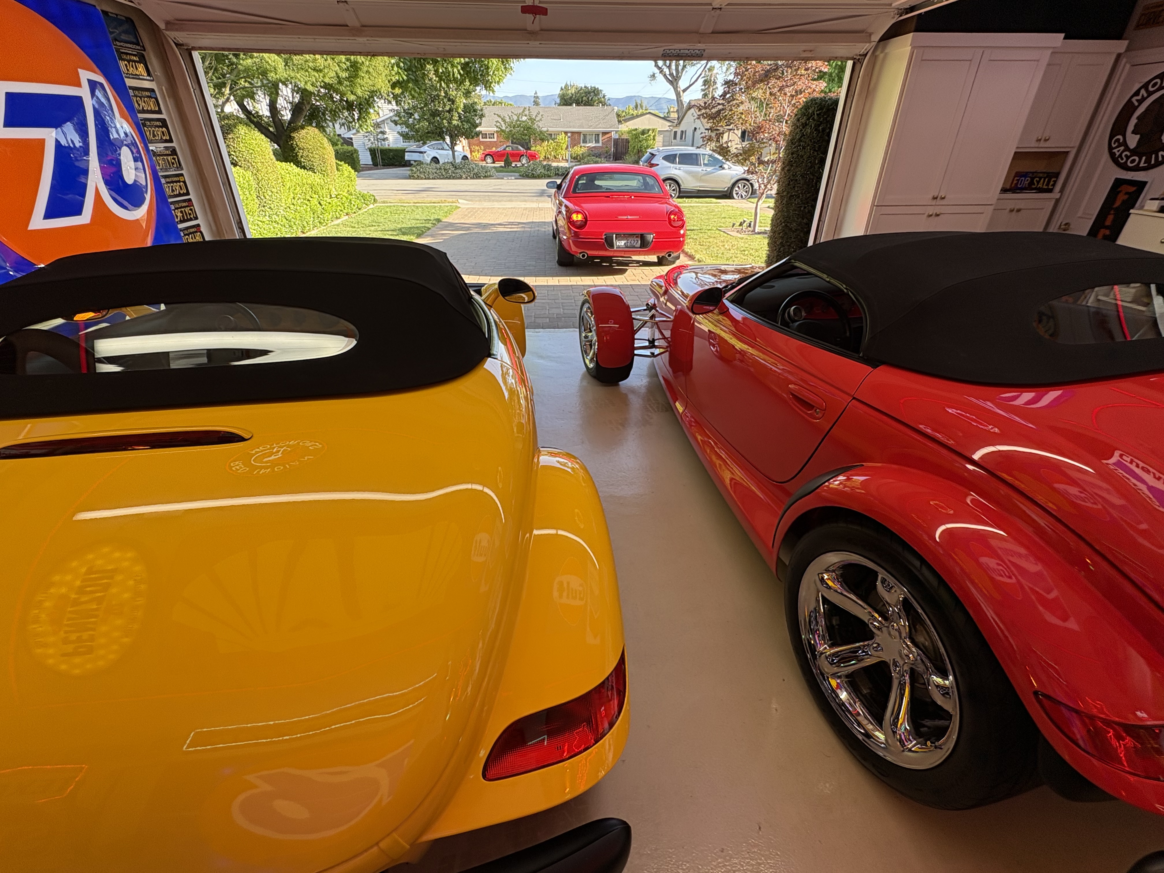 Used 2002 Chrysler Prowler RWD image 31