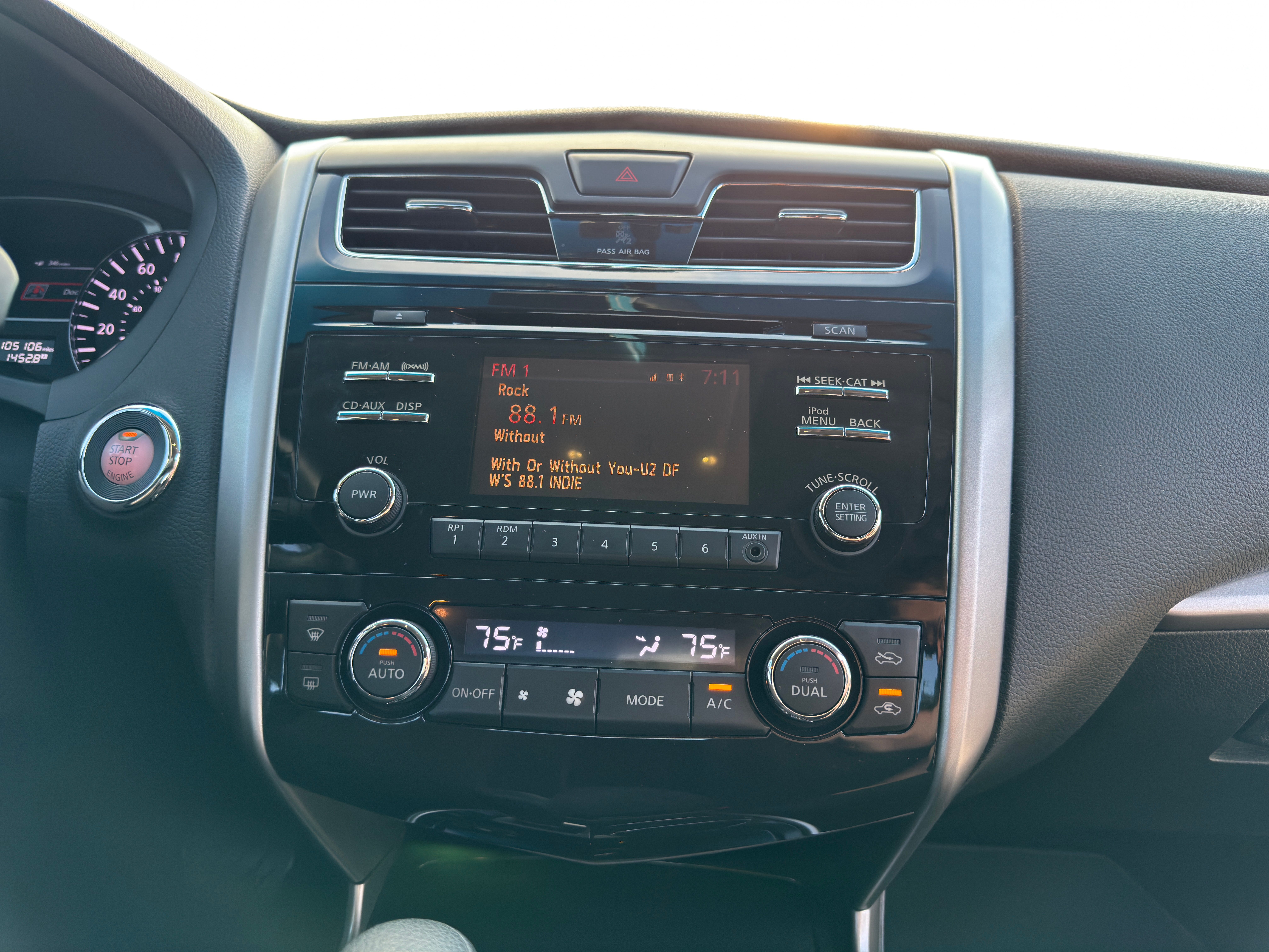 Used 2013 Nissan Altima 3.5 SV FWD image 17
