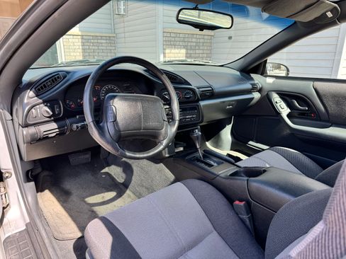 Used 1995 Chevrolet Camaro Z28 image 9