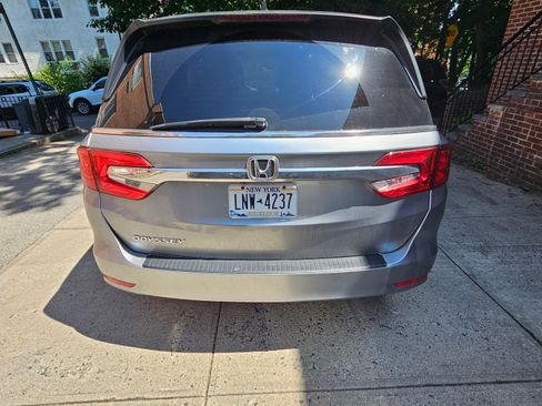 Used 2019 Honda Odyssey EX image 6