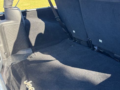 Used 2015 Jeep Wrangler Unlimited Sahara w/ Dual Top Group image 16