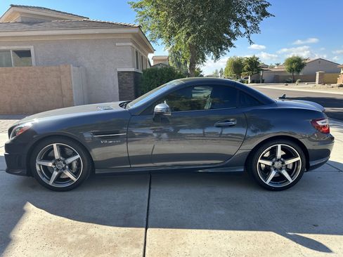 Used 2014 Mercedes-Benz SLK 55 AMG image 15