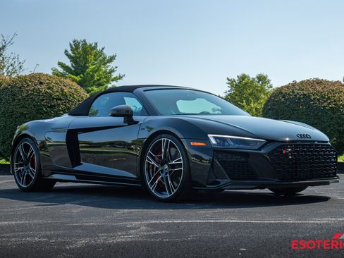 Used 2021 Audi R8 V10 performance image 4